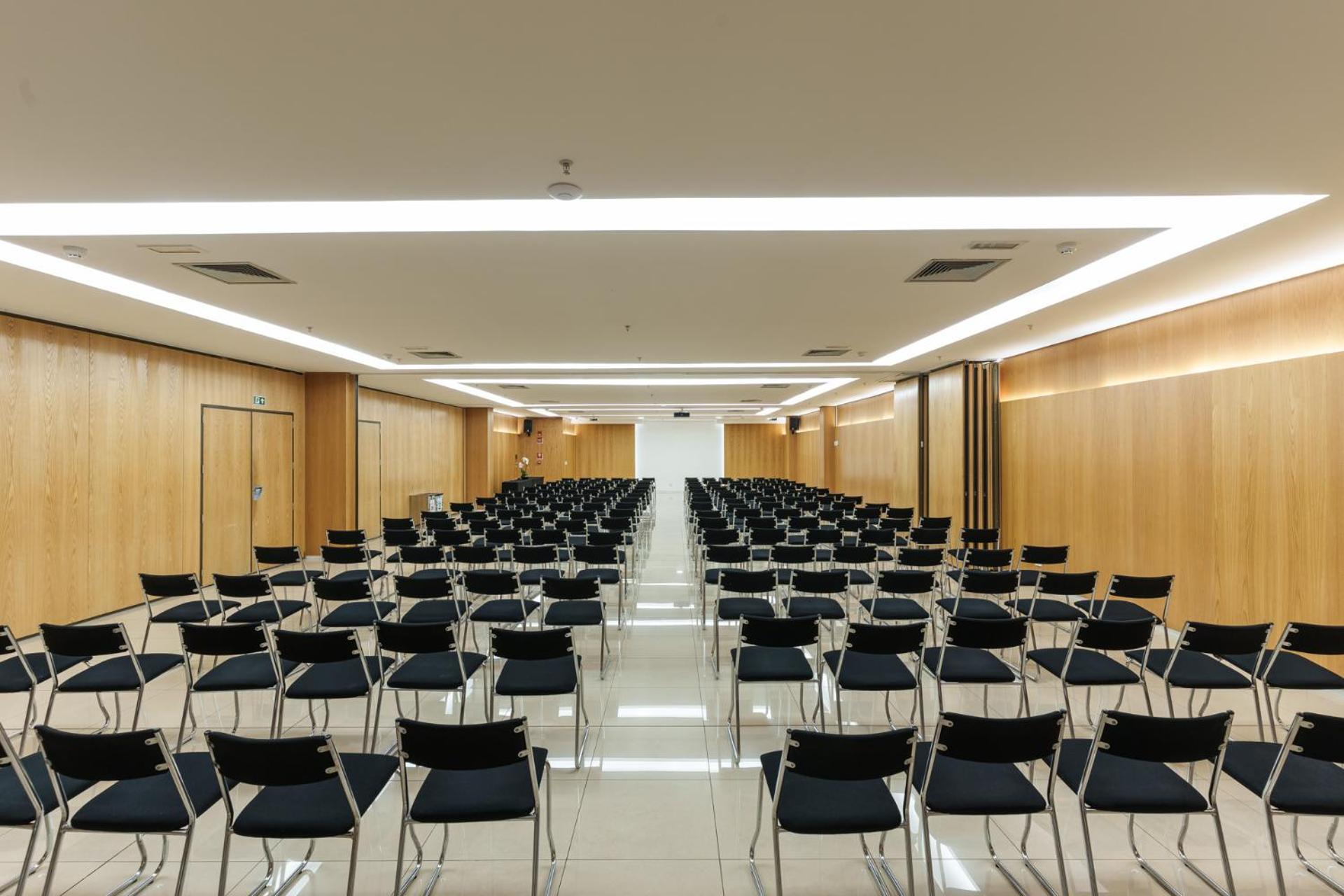 Cullinan Hplus Premium 5* Brasilia