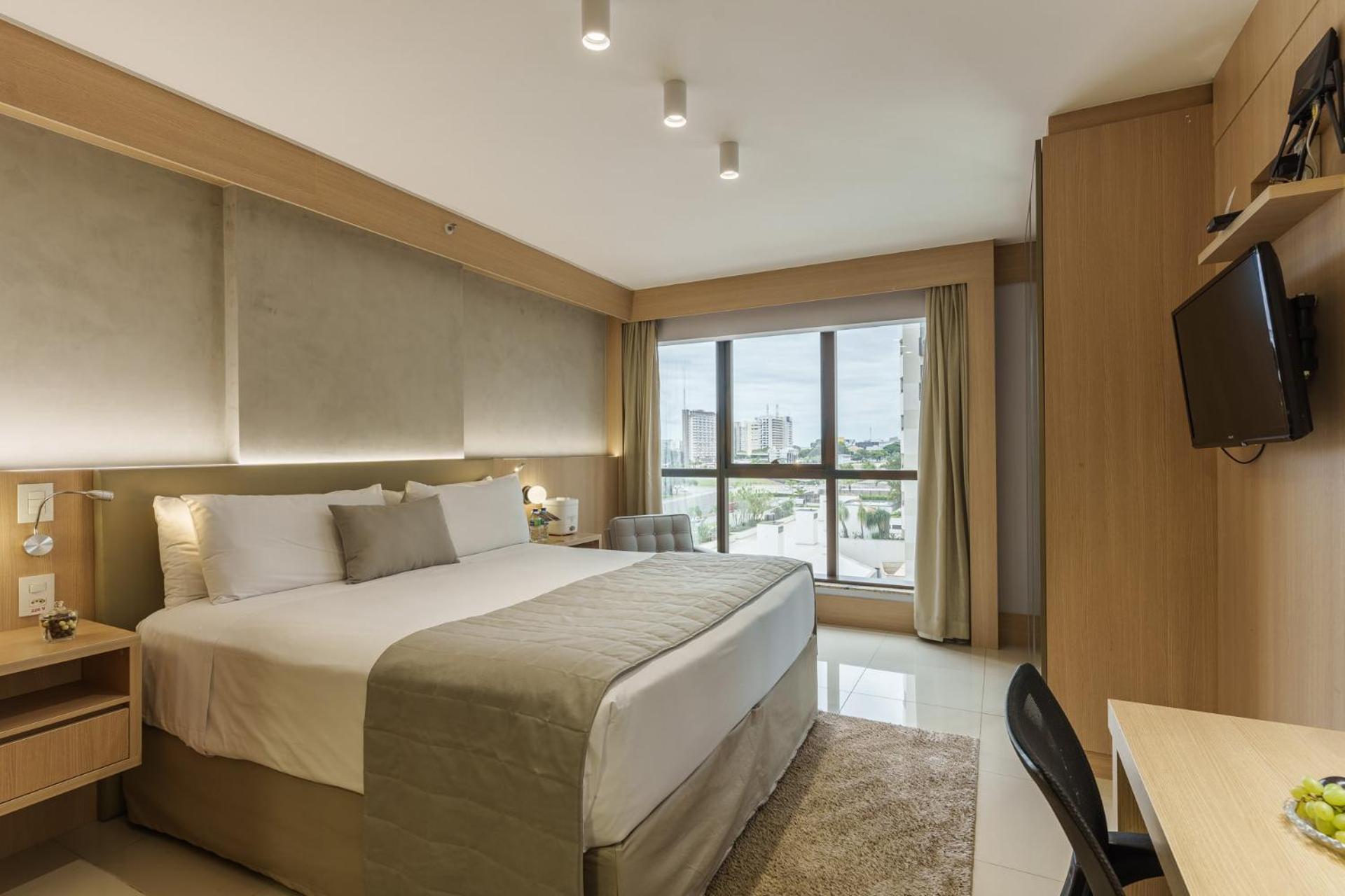 Cullinan Hplus Premium Hotel 5*